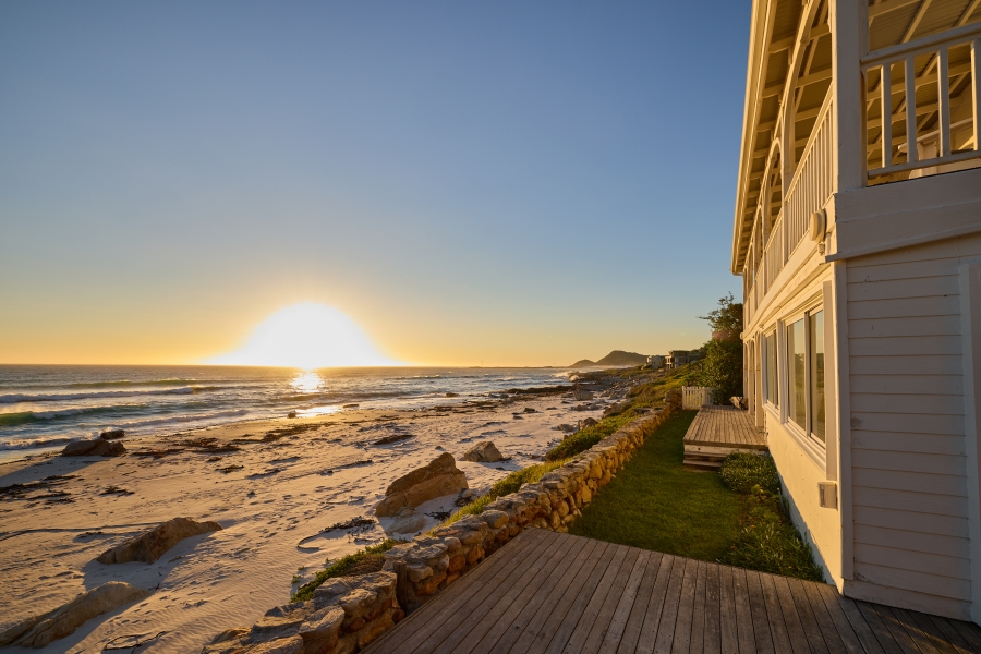 5 Bedroom Property for Sale in Misty Cliffs Western Cape